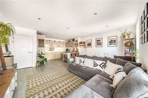 2 bedroom apartment for sale, Trinity Way, London