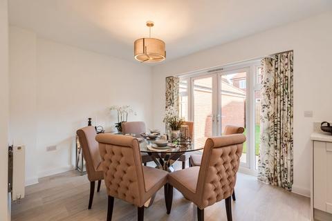 4 bedroom detached house for sale - Plot 6, The Chilworth at Willow Fields, Sweeters Field Road GU6