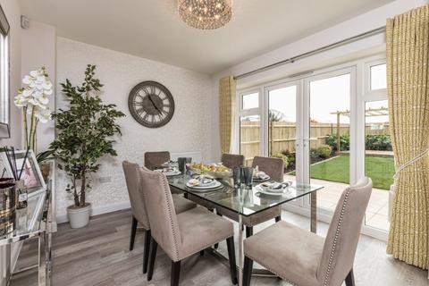 4 bedroom detached house for sale - Plot 10, The Godstone at Willow Fields, Sweeters Field Road GU6