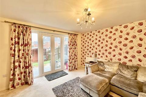 4 bedroom semi-detached house for sale - Jasmine Gardens, Swallownest, Sheffield, S26 4QD