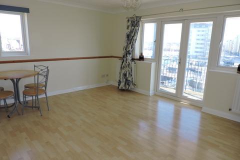 2 bedroom flat to rent, Bermuda Place, Eastbourne, East Sussex, BN23