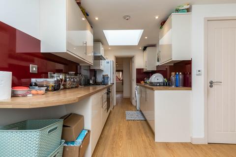 2 bedroom apartment to rent - Beachgrove Road, Staple Hill BS16