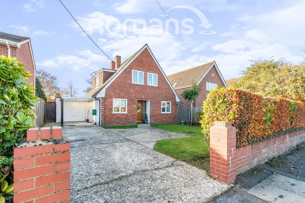 Homesteads Road, Kempshott 3 bed detached house £1,650 pcm (£381 pw)