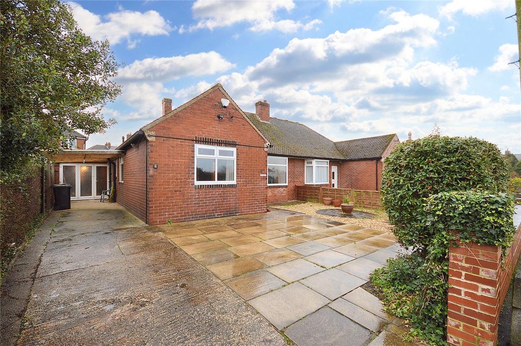 Pinfold Lane, Garforth, Leeds, West Yorkshire 3 bed bungalow for sale