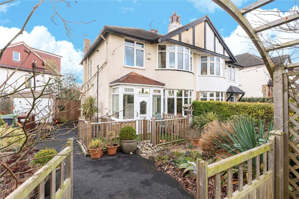 Fitzroy Drive, Roundhay, Leeds 3 bed semidetached house £400,000