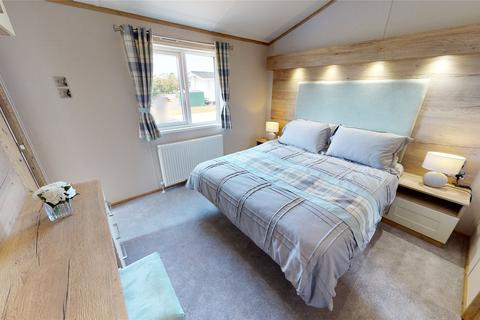 2 bedroom bungalow for sale, Chivenor Parks, Chivenor, Devon, EX31
