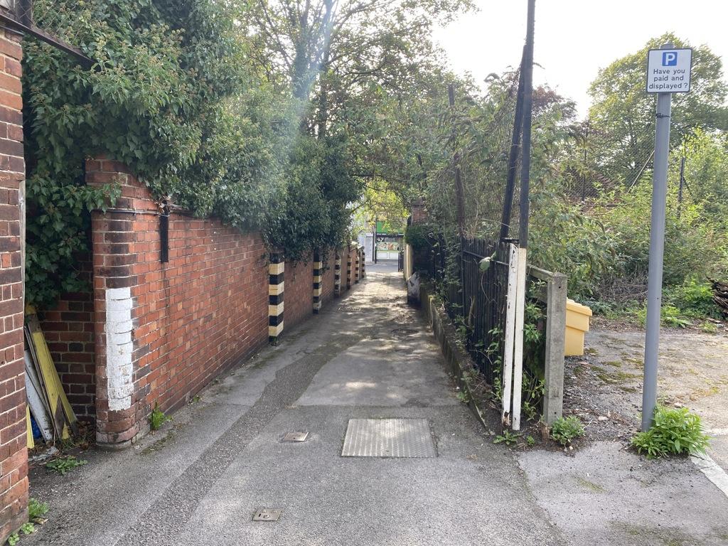 Chipstead Valley Road, Coulsdon CR5 Commercial development for sale £