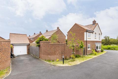 3 Ash Grove, Farnsfield, Newark, NG22 8FY
