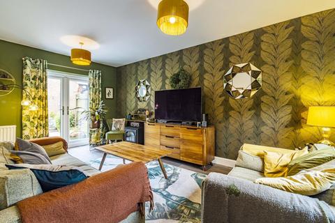 3 Ash Grove, Farnsfield, Newark, NG22 8FY
