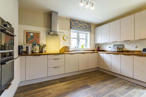 3 Ash Grove, Farnsfield, Newark, NG22 8FY