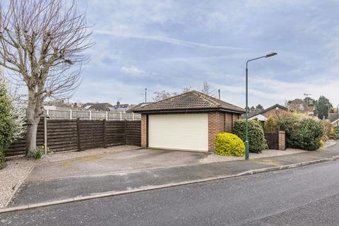 2 Broad Close, Woodborough, Nottingham, NG14 6BY