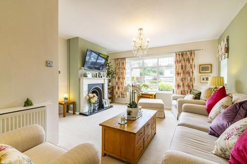 1 Hillside Drive, Southwell, NG25 0JZ