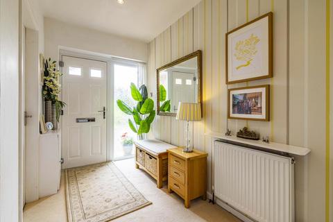 1 Hillside Drive, Southwell, NG25 0JZ
