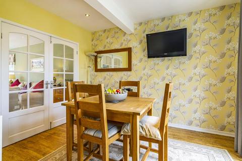 1 Hillside Drive, Southwell, NG25 0JZ