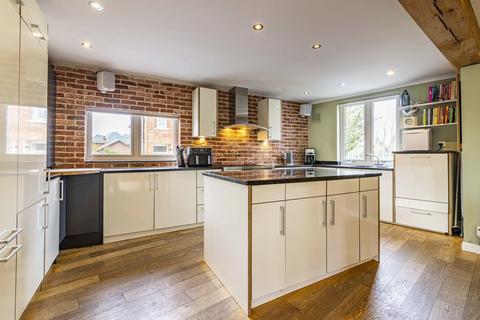 4 bedroom detached house for sale, Chapel Lane, Farnsfield Newark NG22