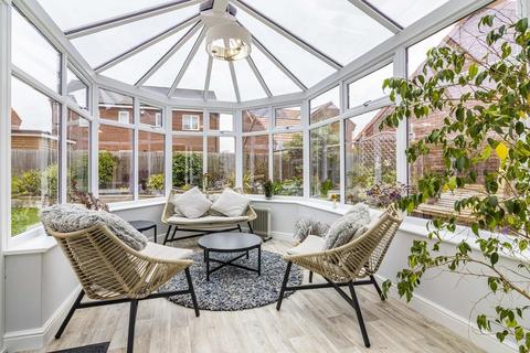 7 Ash Grove, Farnsfield, Newark, NG22 8FY