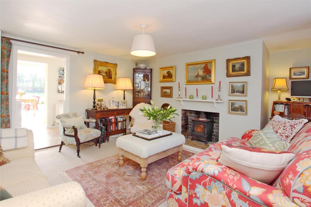 Jasmine Cottage - Sitting Room.JPG