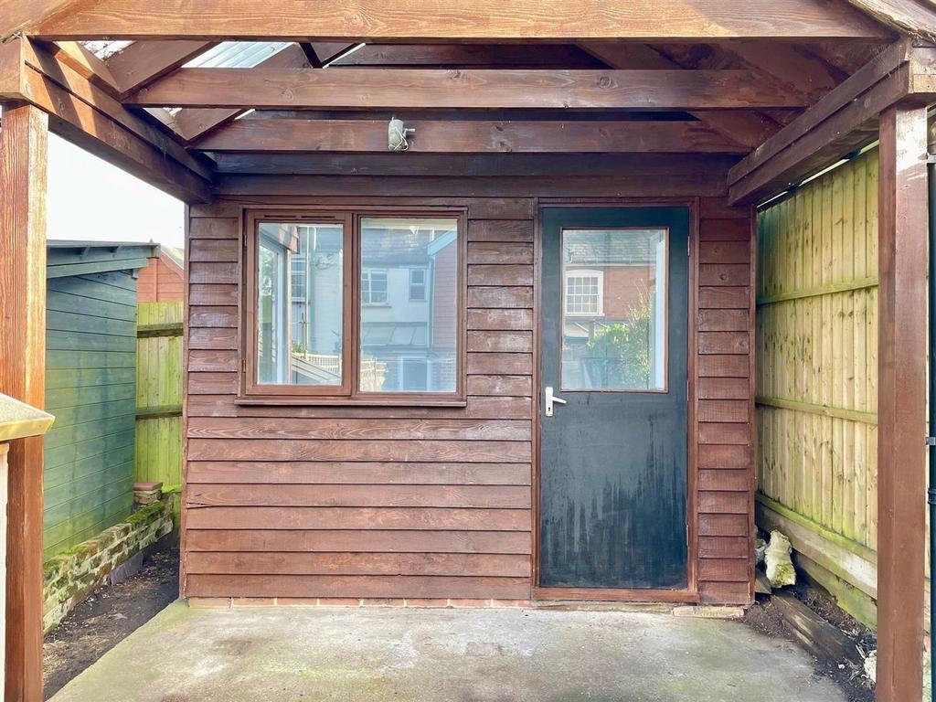 Detached garden studio