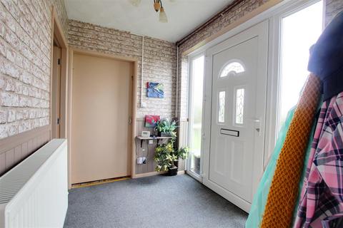 2 bedroom detached bungalow for sale, North Road, Trusthorpe LN12