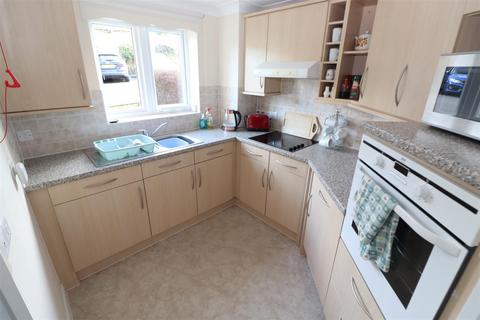 2 bedroom retirement property for sale, High Street South, Rushden NN10