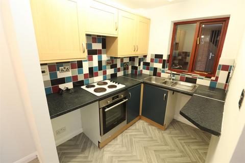 11 Aspen Close, Rushden, NN10 9BX