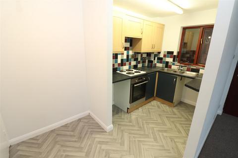 11 Aspen Close, Rushden, NN10 9BX