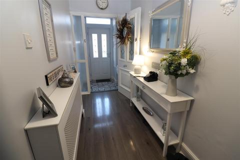 2 bedroom apartment for sale - Newton Road, Rushden NN10
