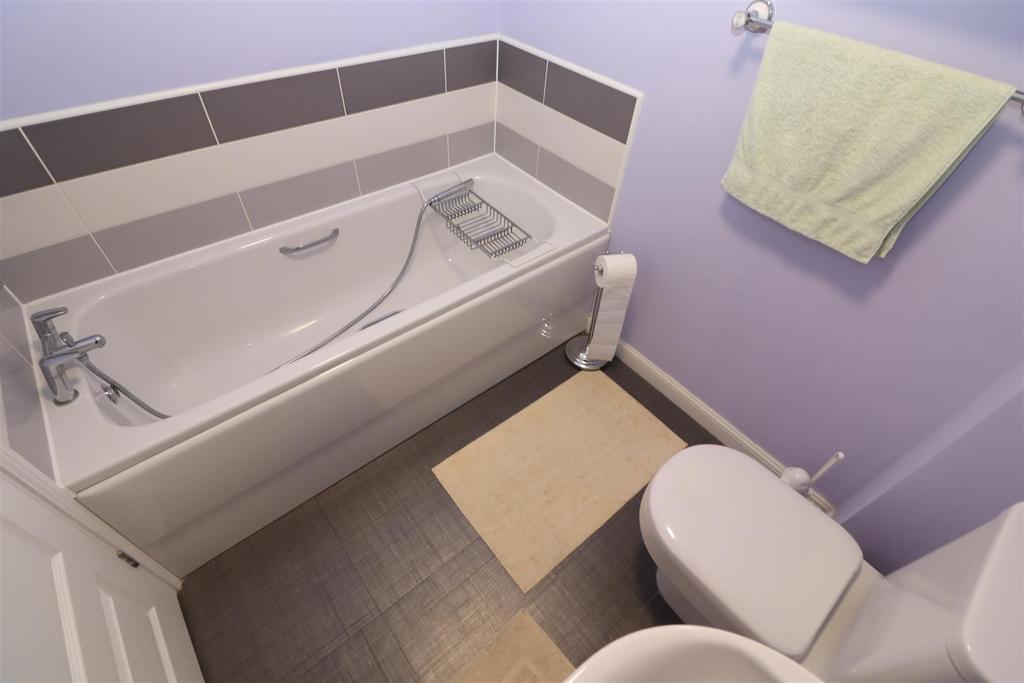 Bathroom / WC
