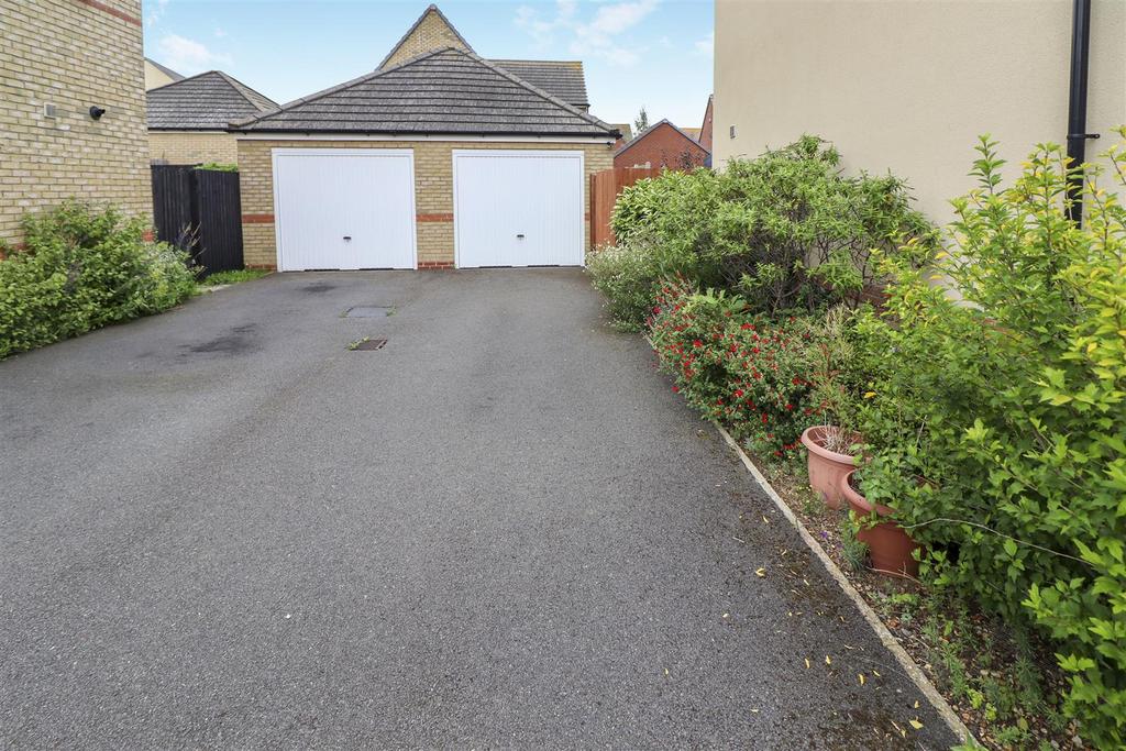 Single Garage