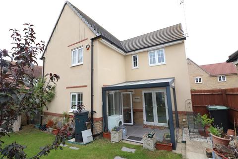 3 Bernard Vann Close, Rushden, NN10 0ZD
