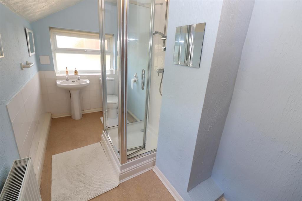 Shower Room / WC