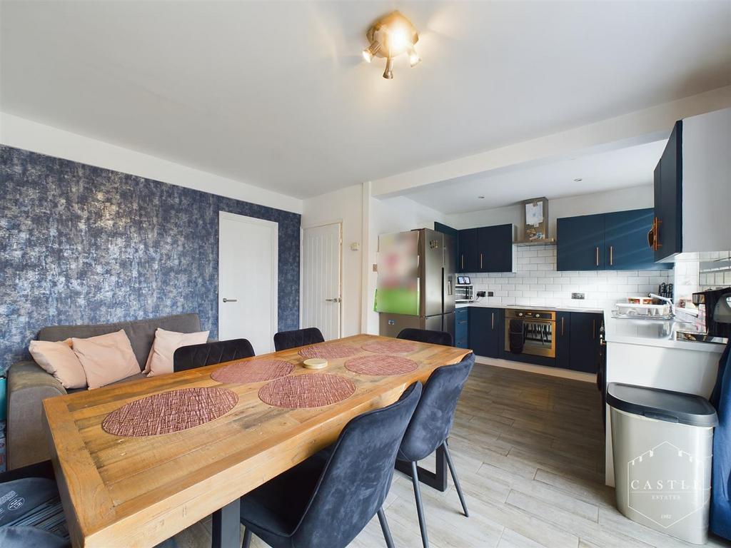 Forest Road, Hinckley 3 bed semidetached house for sale £260,000