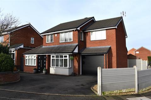 4 bedroom detached house for sale, Thistledown Drive, Cannock
