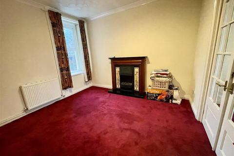 16 Cefneithin Road, Gorslas, Llanelli, SA14 7HT