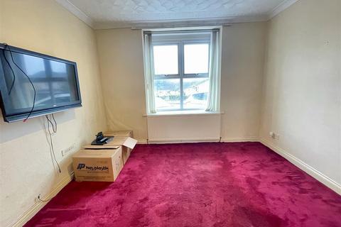 16 Cefneithin Road, Gorslas, Llanelli, SA14 7HT