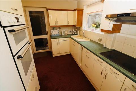 1 Barnwell Drive, Rushden, NN10 9HW