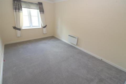 1 bedroom retirement property for sale, High Street South, Rushden NN10