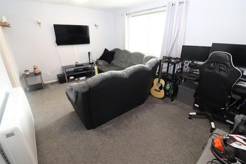 1 bedroom apartment for sale, Grove Road, Rushden NN10