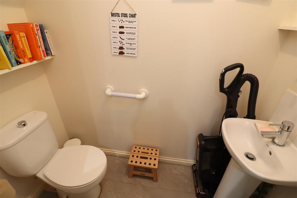 Ground Floor Cloakroom / WC