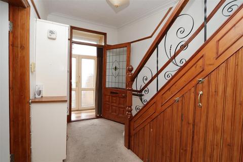 3 bedroom house for sale, Arnold Gardens, Palmers Green, N13