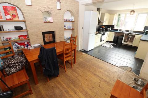 3 bedroom semi-detached house for sale, Station Road, Irchester NN29