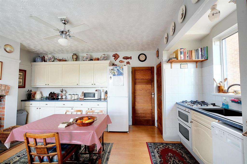 Breakfast Kitchen
