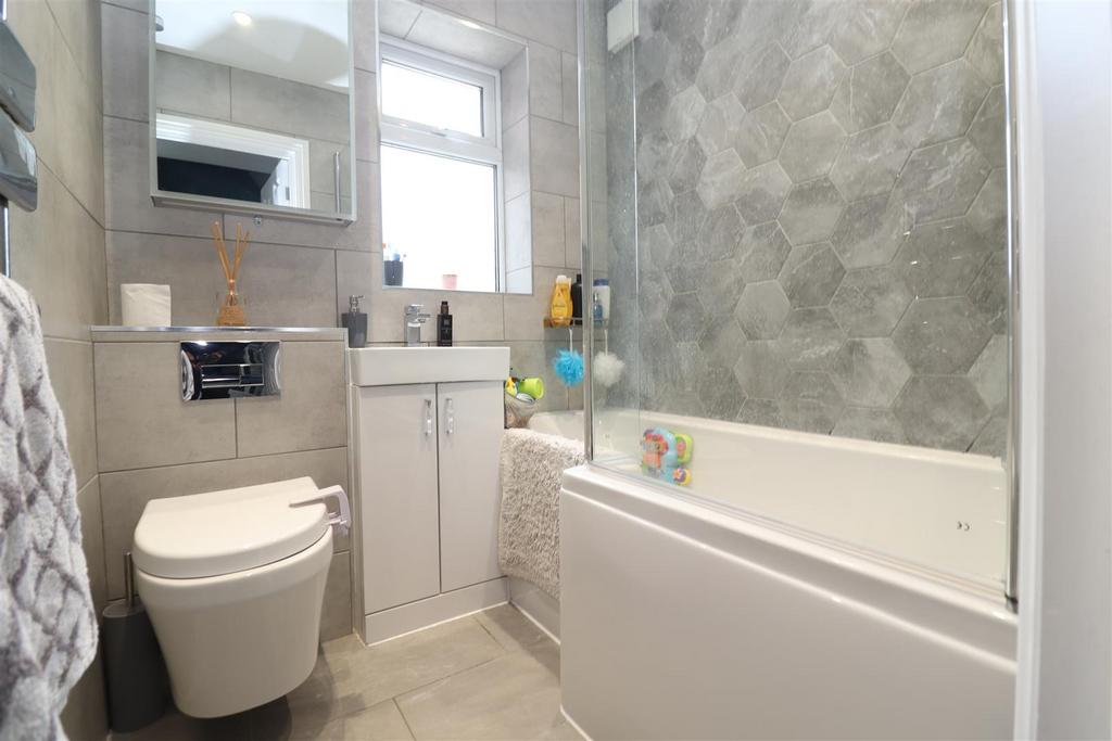 Bathroom / WC