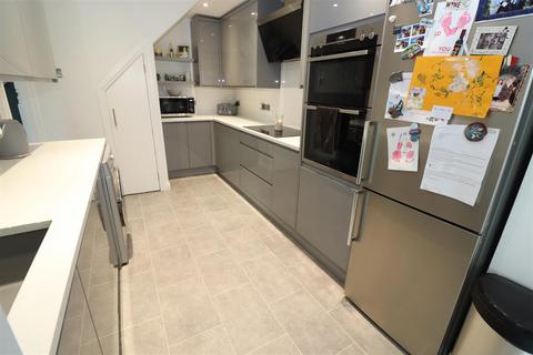 1 Abbotts Way, Rushden, NN10 9PL