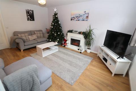 30 Allen Road, Rushden, NN10 0FT