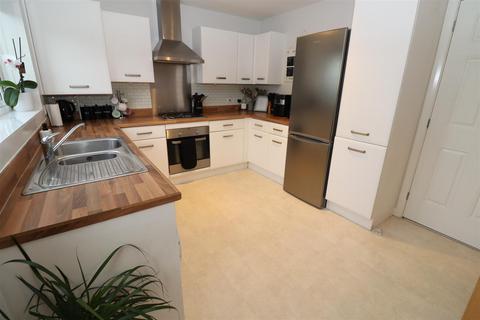 30 Allen Road, Rushden, NN10 0FT