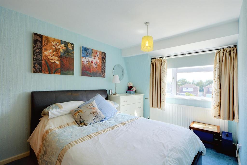 Bedroom 1.jpeg
