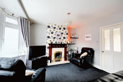 3 bedroom semi-detached house for sale, Hawthorne Avenue, Stapleford, Nottingham