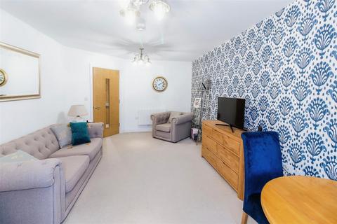 2 bedroom apartment for sale, Hindhead Knoll, Walnut Tree, Milton Keynes