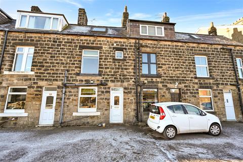 3 bedroom terraced house for sale, Victoria Road, Guiseley, Leeds